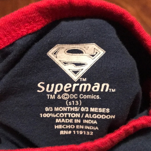 Footed Superman Onesie - Picture 3 of 4